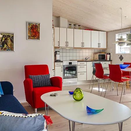 Apartment Beautiful In With Wifi Allinge-Sandvig
