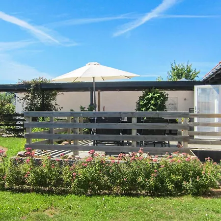 2 Bedroom Stunning In Daire *